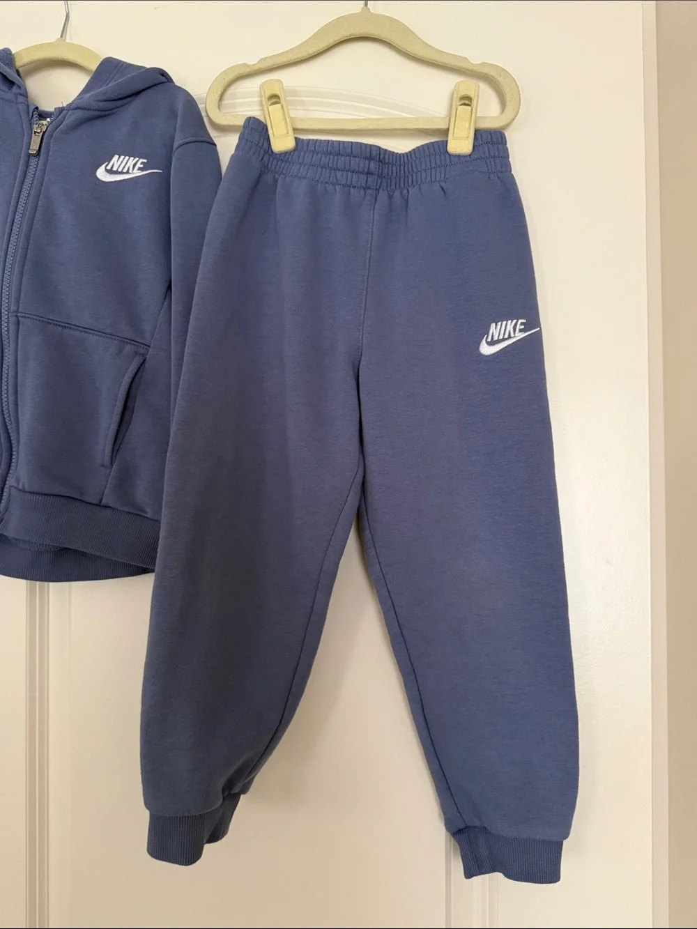 Nike | (6) Kids 2 piece Club Full Zip-Set